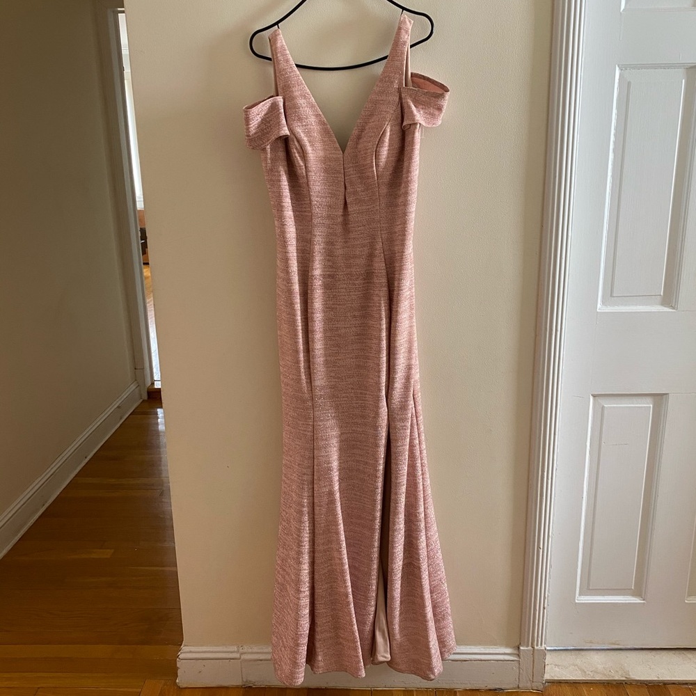 Elegant dress